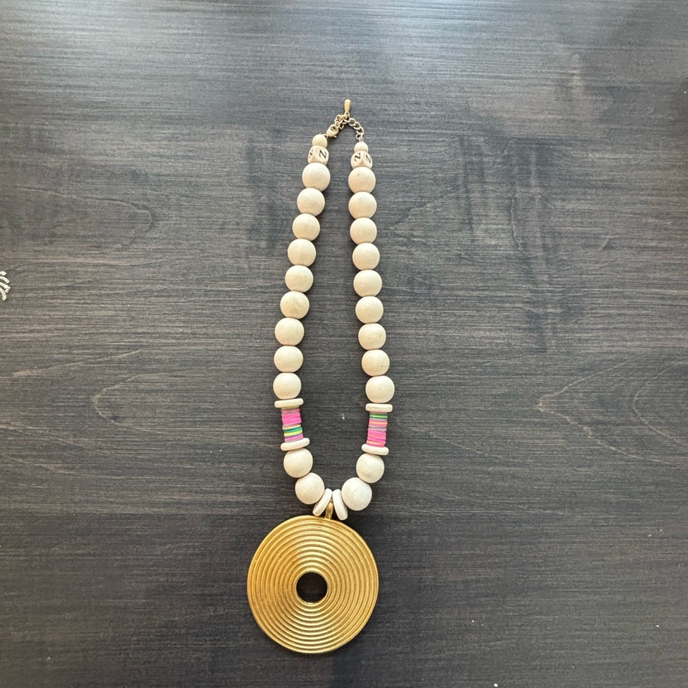 Elegant Gold and Pink Beaded Necklace
